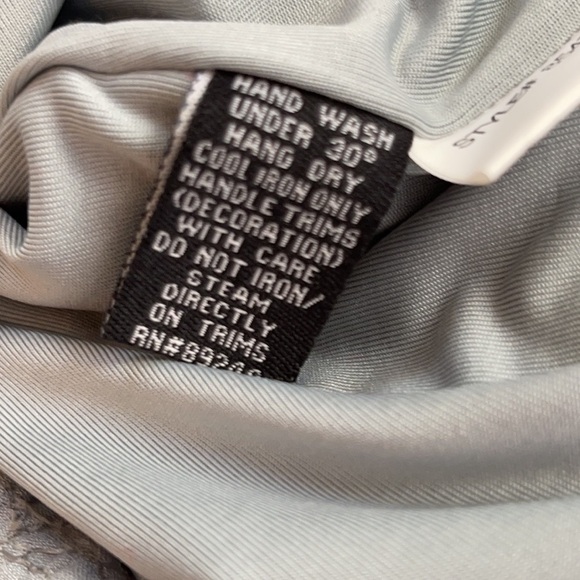 LYNN Ritchie Silver Sequins Sleeveless Tank / Blouse Size Small - Picture 8 of 9